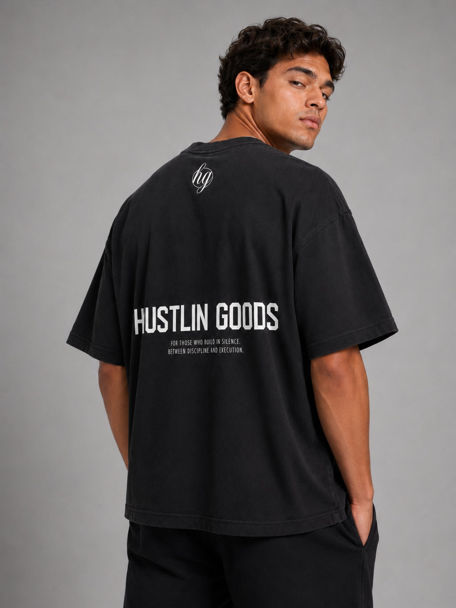 Camiseta Oversized Hustlin The Name - Imagem 3