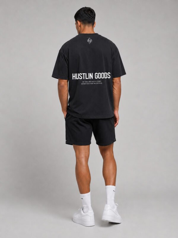 Camiseta Oversized Hustlin The Name